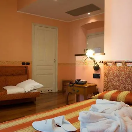 Hotel Belle Epoque